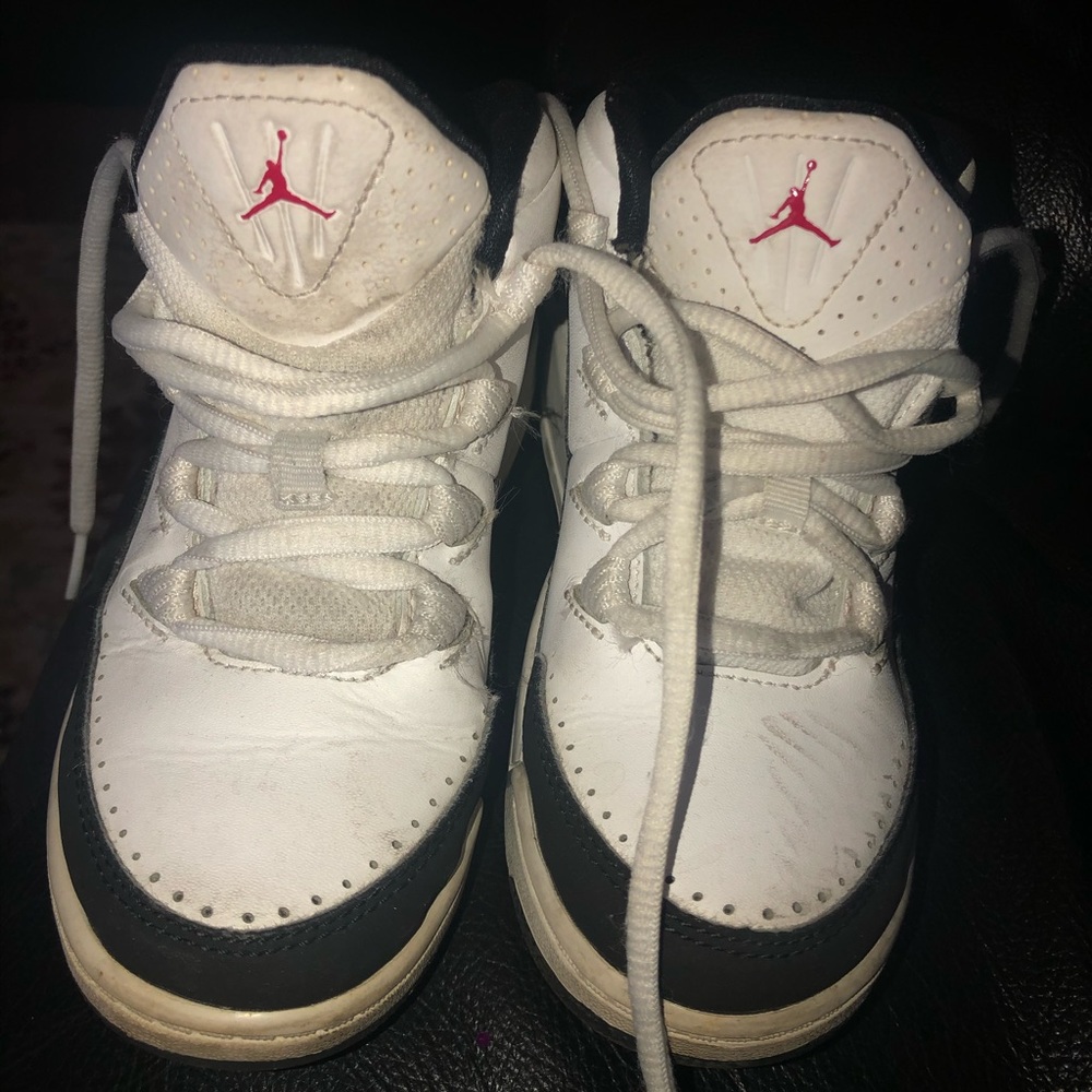 Kids Tennis shoes